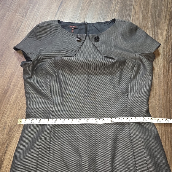 Escada Black Wool Silk Blend Dress Size 38 (US 8) – Tailored Short Sleeve Sheath - Picture 10 of 14